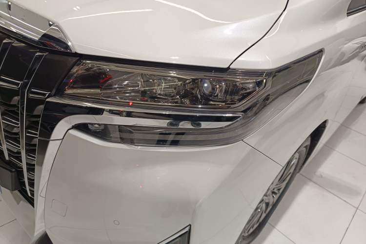 Used Toyota Alphard 2021 Dual-Engine 2.5L Prestige Edition
