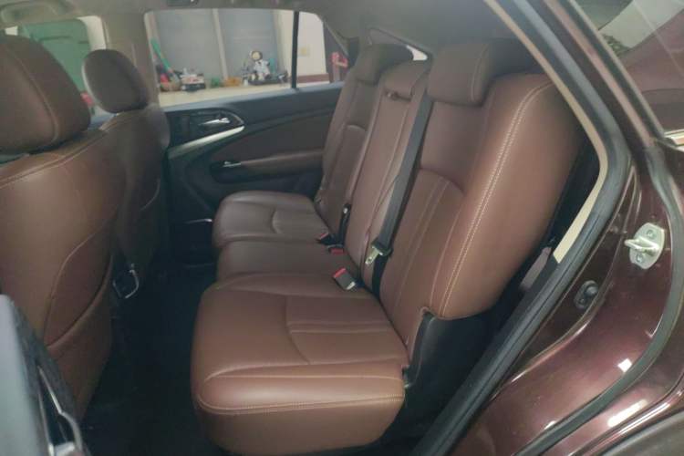 Used BYD S7 2016 2.0T Automatic Prestige Plus
