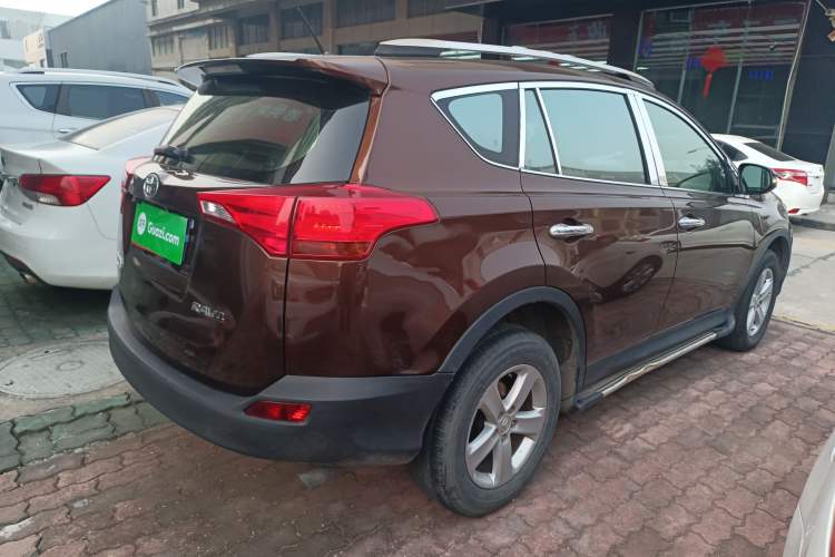 Used Toyota RAV4 2013 2.0L CVT Two-Wheel Drive Urban Edition