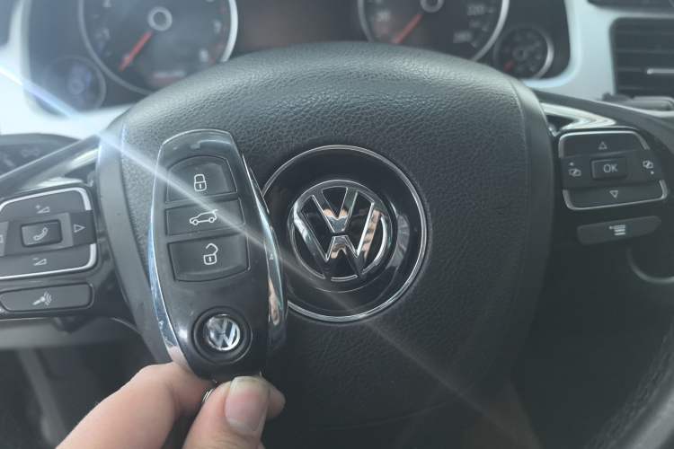 Used Volkswagen Touareg 2011 3.0 TSI High-End Version