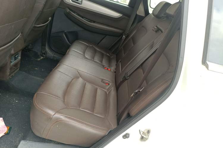 Used FORTHING Joyear X5 2017 1.6L Manual Luxury Model
