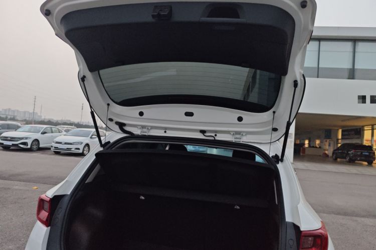 Used Kia kx1 Stonic 2026 Model 1.4L Sunroof Edition