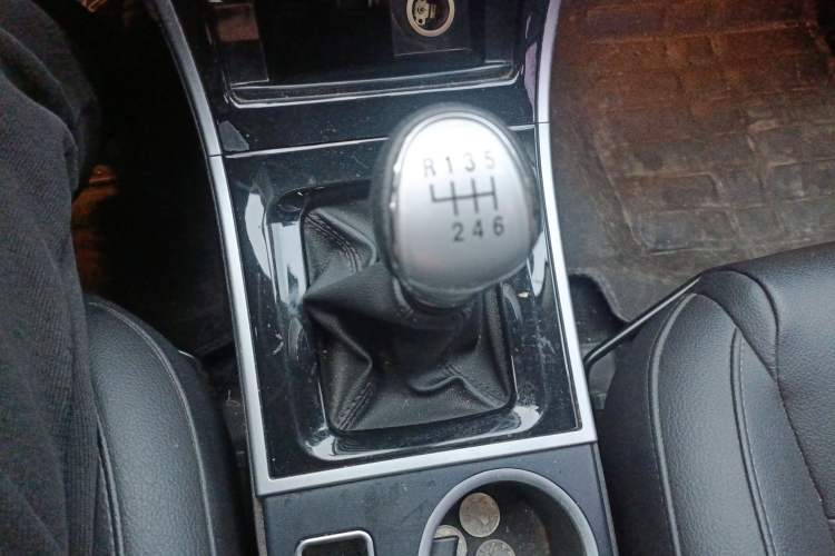 Used Haval H2 2016 Red-Label 1.5T Manual Two-Wheel Drive Luxury Model