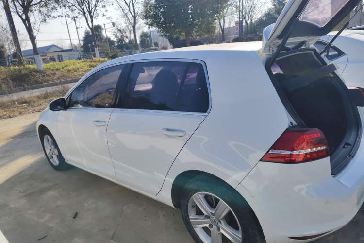 Used Volkswagen Golf 2016 230TSI Automatic Comfort Version