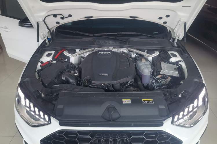 Used Audi A4L 2022 40 TFSI Luxury Dynamic Model
