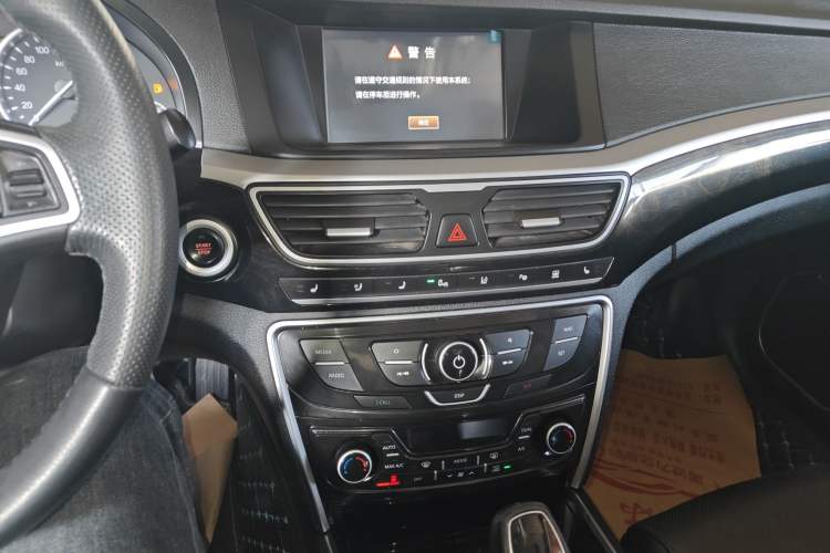 Used Geely Auto Emgrand GT 2015 1.8T Flagship Model
