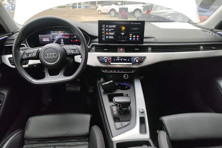 Used Audi A4L 2022 40 TFSI Luxury Dynamic Model