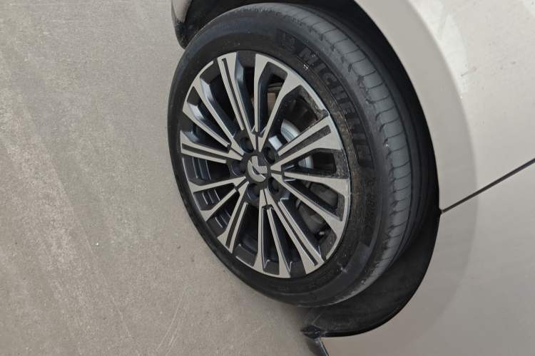 Used Nio ET5T 2023 75 kWh Touring