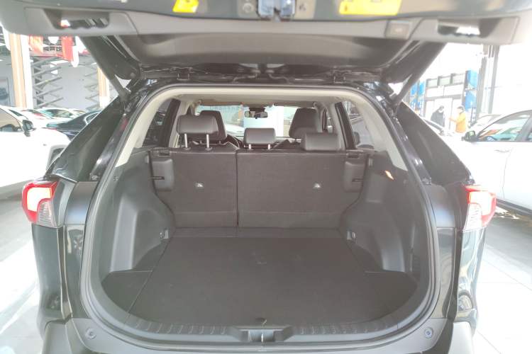 Used Toyota RAV4 2022 2.0L CVT Two-Wheel Drive Fashion Plus Edition
