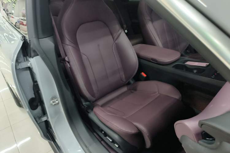 Used Nio ET5T 2023 75 kWh Touring