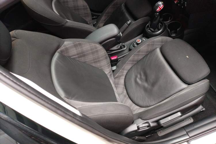 Used  MINI 2016 1.5T COOPER Five-Door Edition
