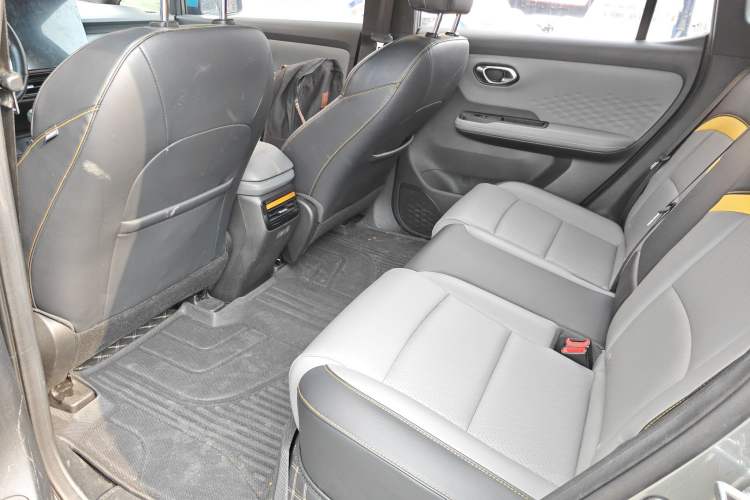 Used AION Y 2022 70 Tech Edition Lithium Iron Phosphate
