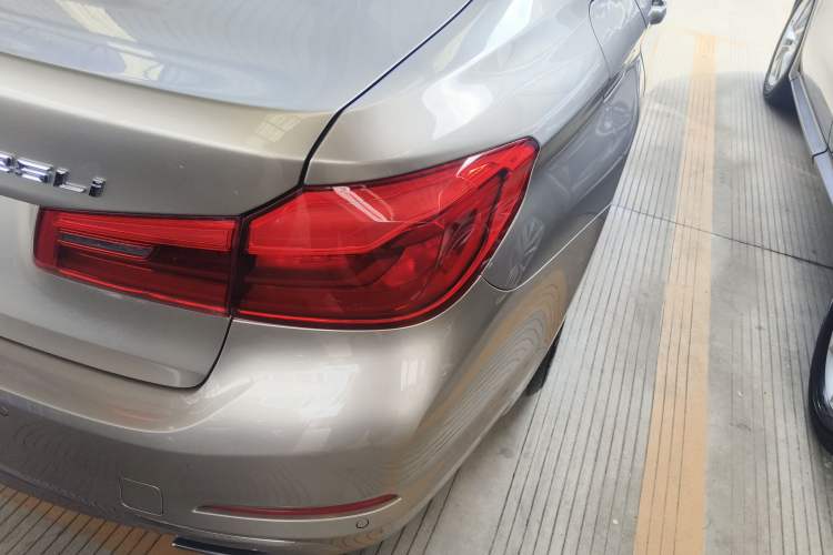 Used BMW 5 Series 2020 525Li Luxury Package
