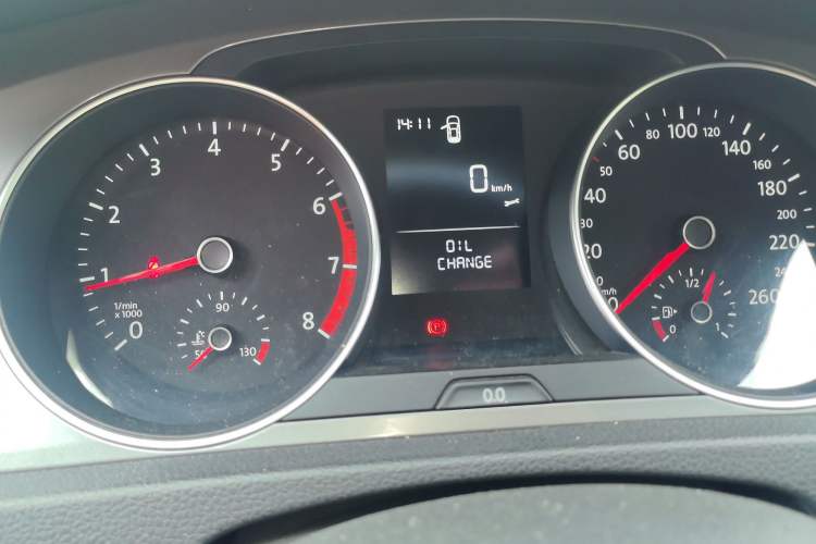 Used Volkswagen Golf 2014 1.6L Manual Fashion Edition