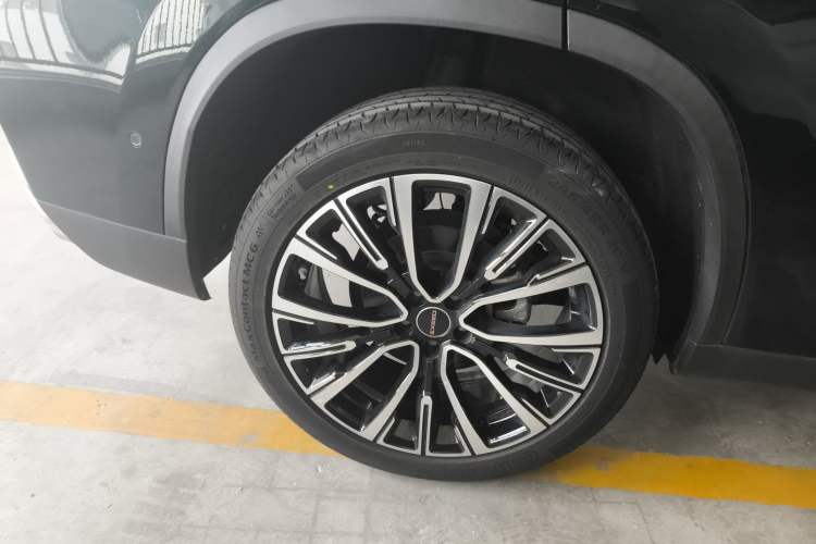 Used  Lingyun 2023 400T Four-Wheel Drive Star Prestige Edition
