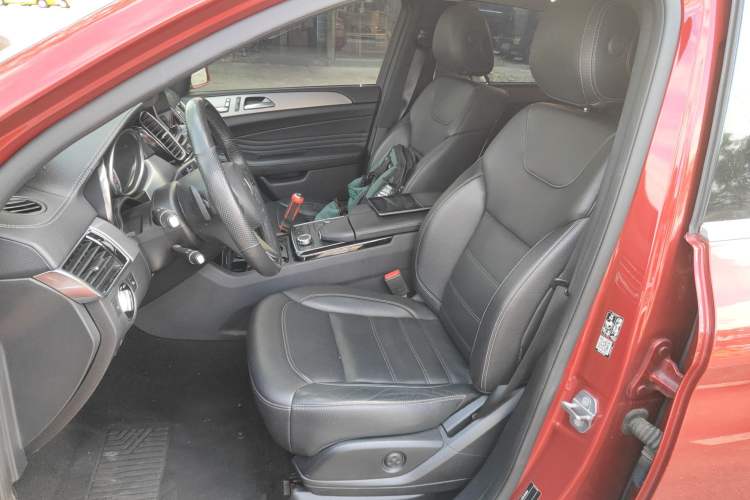 Used Mercedes-Benz GLE Coupe 2018 GLE 400 4MATIC Coupe SUV
