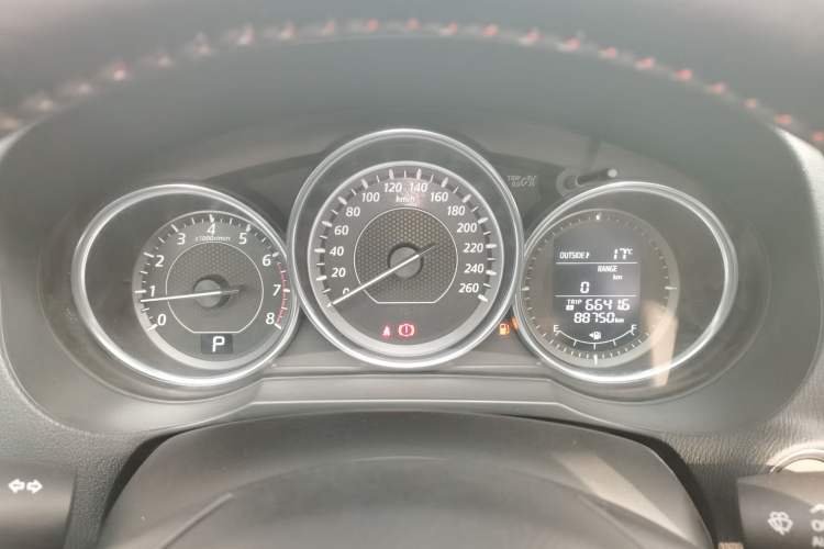 Used Mazda Atenza 2015 2.5L Blue Sky Prestige Edition
