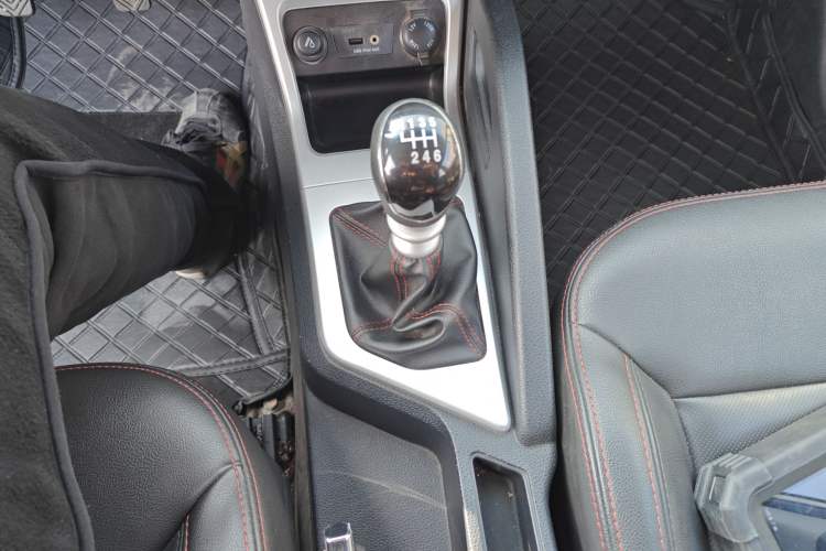 Used  Refine S3 2016 1.5L Manual Luxury Smart Version
