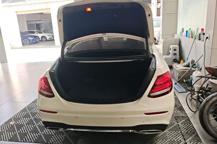 Used Mercedes-Benz E-Class 2018 E 200 L Sport Edition