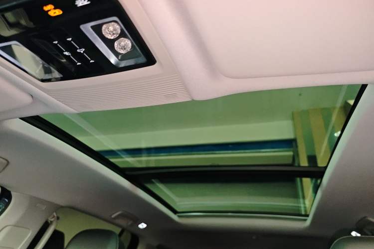 Used Volkswagen Talagon 2023 Facelift 380TSI All-Wheel-Drive Luxury Jiajing Pro 6-Seater
