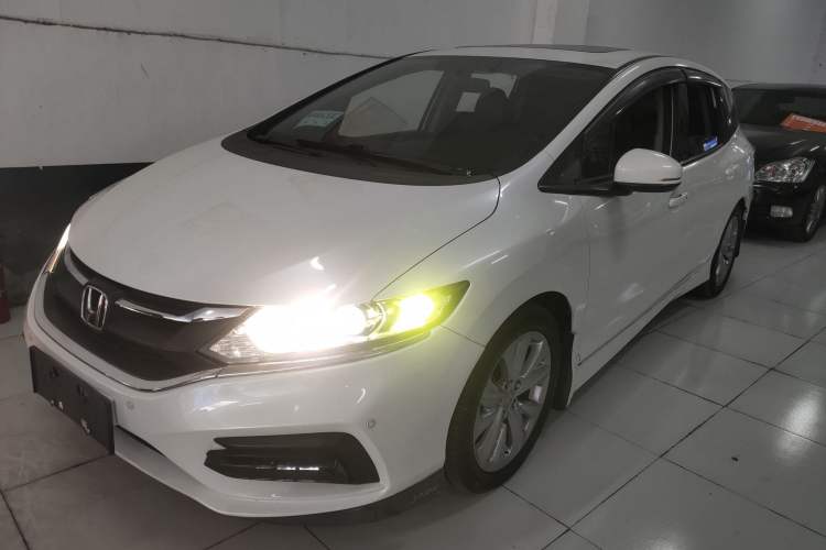 Used Honda Jade 2017 1.8L automatic Comfort version 5 seats