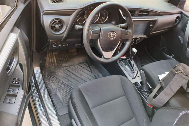 Used Toyota Levin 2017 Revised Version 185T CVT New Sharp Edition China V Standard
