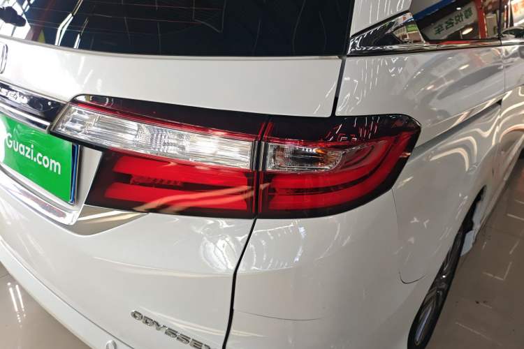 Used Honda Odyssey 2018 2.4L Luxury Edition