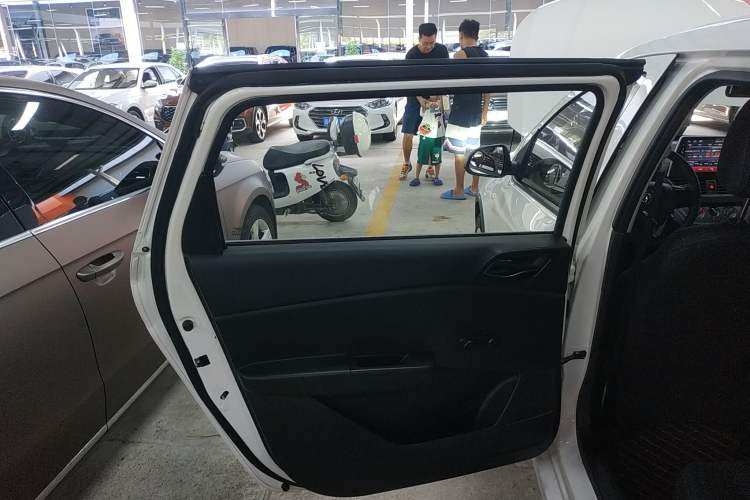 Used Baojun 310W 2017 1.2L Manual Value Edition China V
