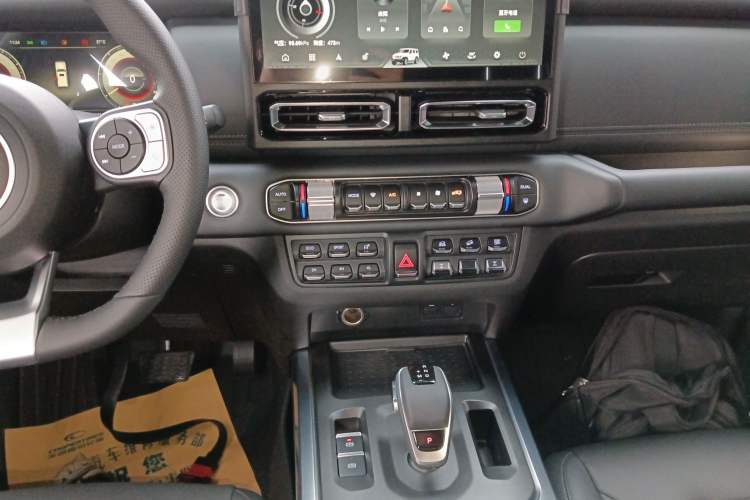 Used  T01 2025 2.0T Changfeng
