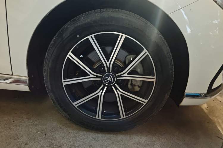 Used BYD Song MAX New Energy 2022 DM-i 105KM Executive Edition
