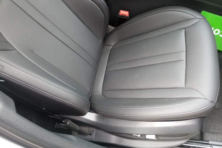 Used Hongqi HS3 PHEV 2024 PHEV 115km Jingwei Edition
