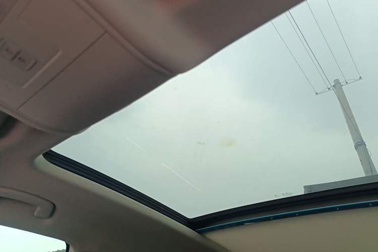 Used Volkswagen Tiguan L 2018 330TSI Automatic Two-Wheel Drive Luxury Edition
