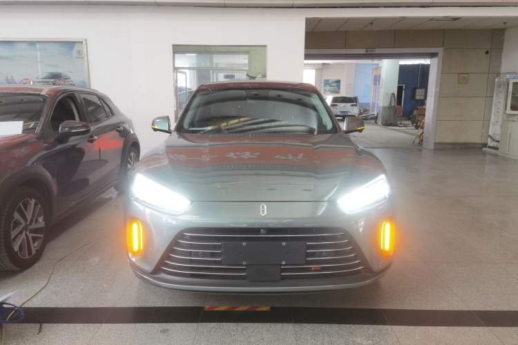 Used Hima AITO M5 2022 Extended-Range Four-Wheel Drive Performance Version
