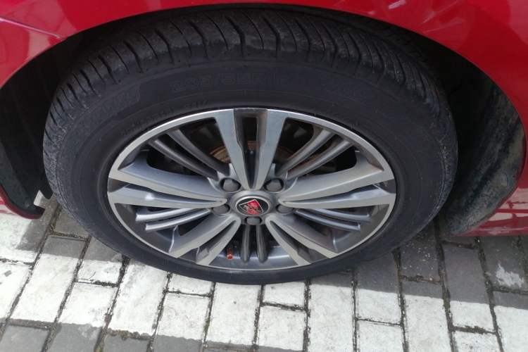 Used Roewe i5 2019 1.5L Manual 4G Connectable Langhao Edition
