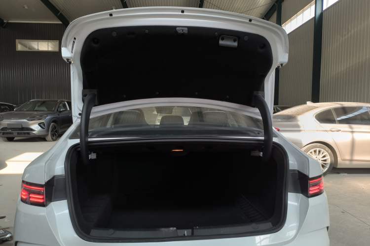 Used BYD Destroyer 05 2022 DM-i 55KM Prestige Model
