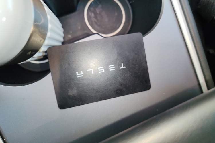 Used Tesla Model Y 2021 Standard Range Rear-Wheel Drive Version
