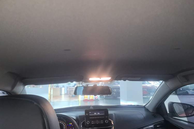 Used Toyota YARiS L 2021 X-Trail 1.5L CVT Luxury Edition