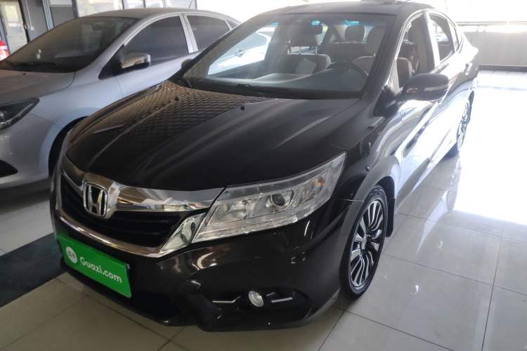 Used Honda Crider 2015 1.8L automatic luxury edition
