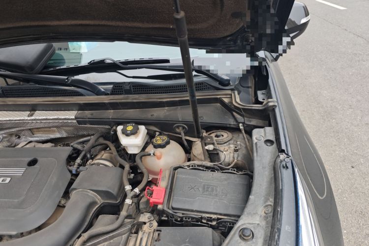 Used Cadillac XT4 2022 28T Two-Wheel-Drive Luxury Version
