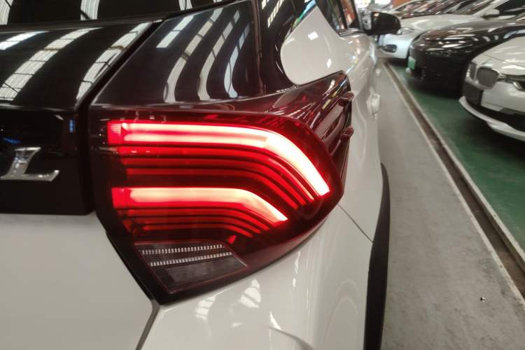 Used Toyota YARiS L 2020 X-Trail X 1.5L CVT Prestige Edition