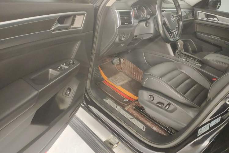 Used Volkswagen Teramont 2019 330TSI Two-Wheel-Drive Luxury Edition China V Standard