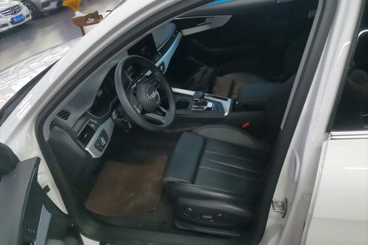 Used Audi A4L 2022 40 TFSI Fashion Dynamic Model