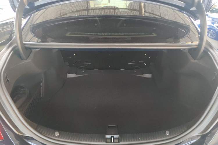 Used Mercedes-Benz C-Class 2017 Restyled C 180 L Fashion Edition Sport Version