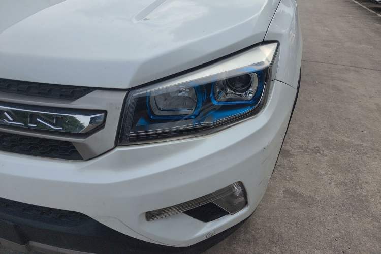 Used Changan CS75 2014 1.8T Automatic Prestige Model China IV Standard
