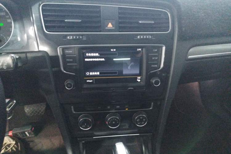 Used Volkswagen Golf 2017 230TSI Automatic Comfort Edition – Celebrating Milestone of One Million Units
