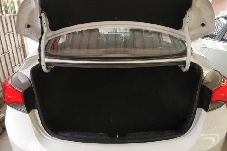 Used Hyundai Elantra 2016 1.6L Automatic Prestige Edition
