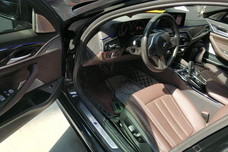 Used BMW 5 Series 2019 525Li M Sport Package
