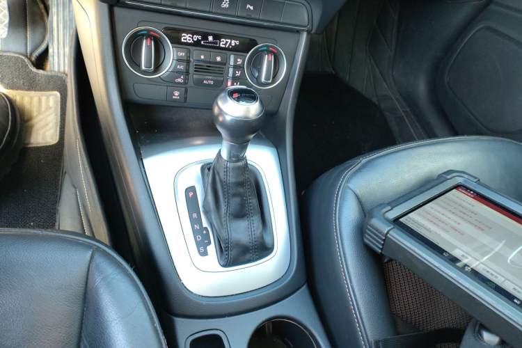 Used Audi Q3 2017 30 TFSI Fashion Model
