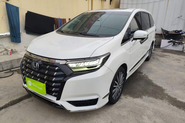 Used Honda Elysion 2022 2.0L eHEV Luxury Edition