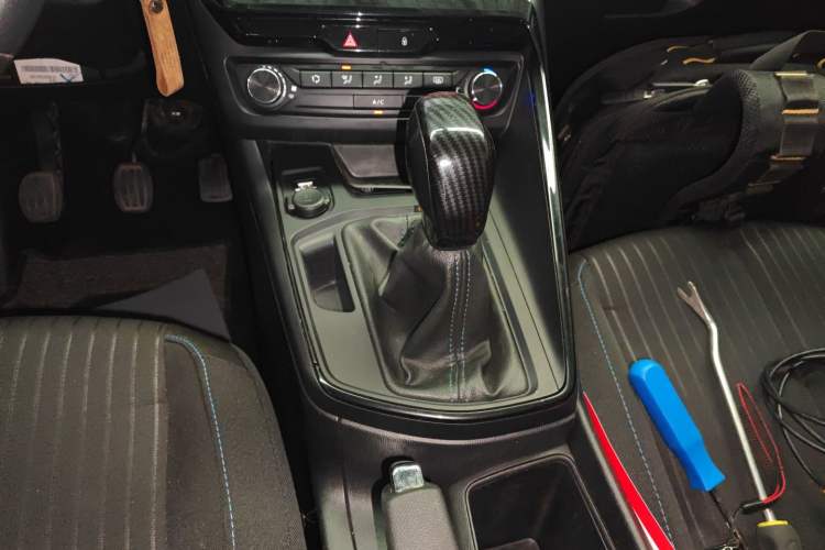 Used Peugeot 308 2018 1.6L Manual Fashion Edition
